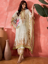 Women Floral Embroidered Kaftan Kurta with Trousers