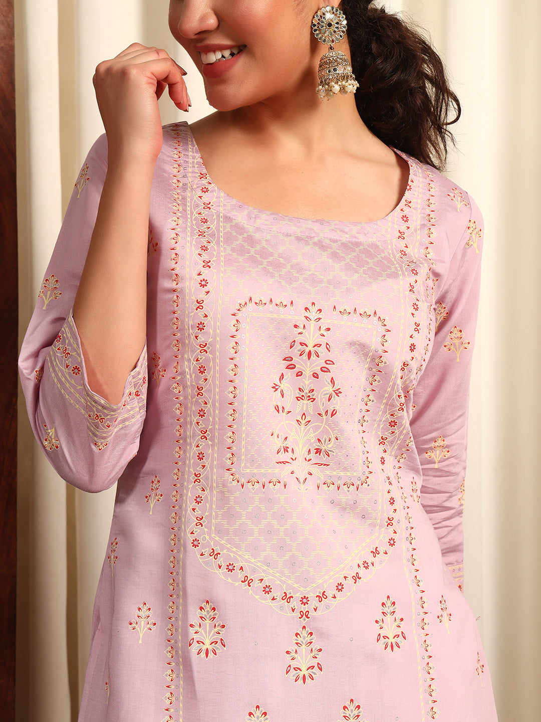 Women Floral Printed Straight Kurta With Trouser & Dupatta