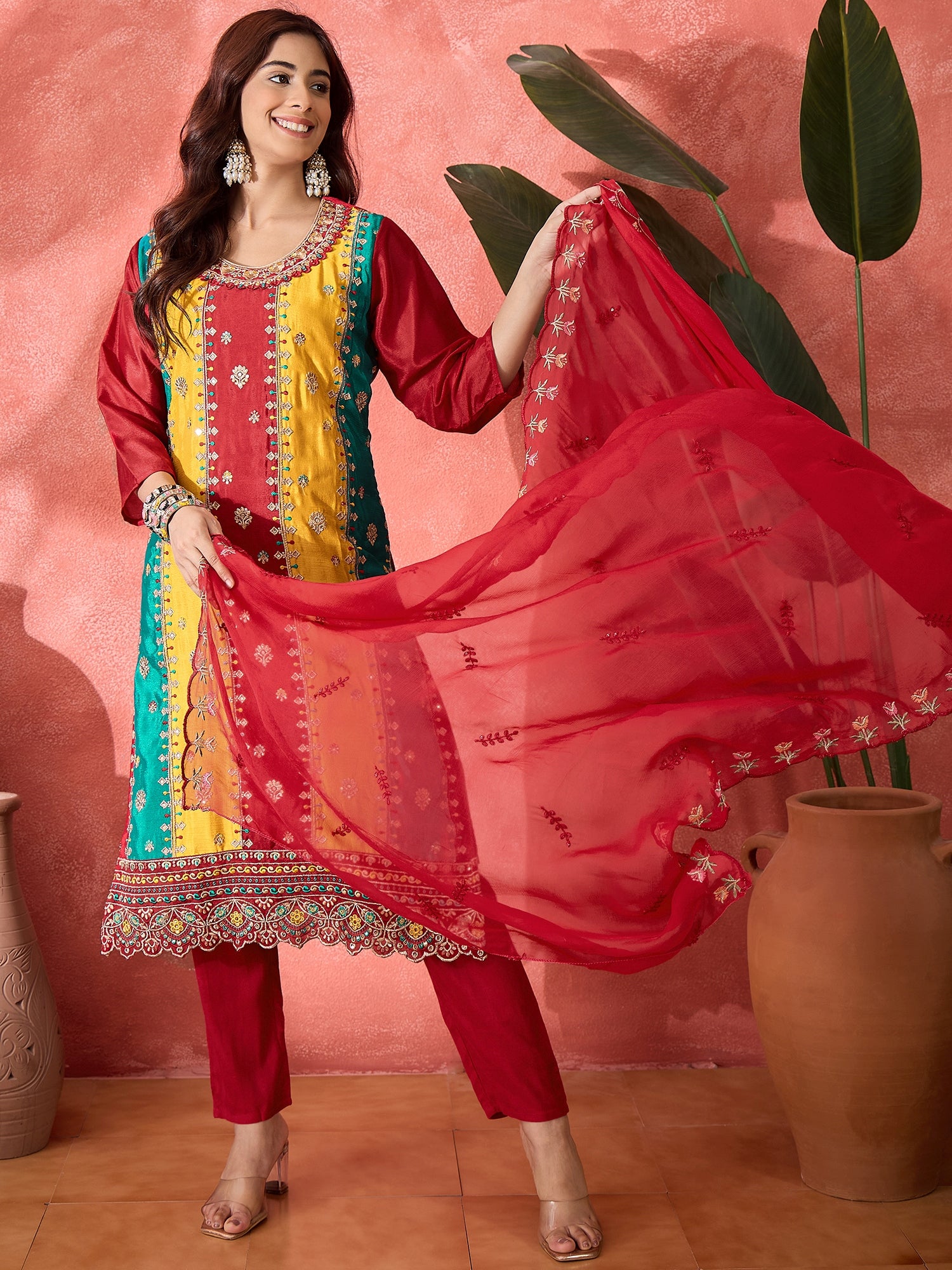 Women Women Ethnic Motifs Embroidered Straight Panelled Kurta with Trousers & Dupatta