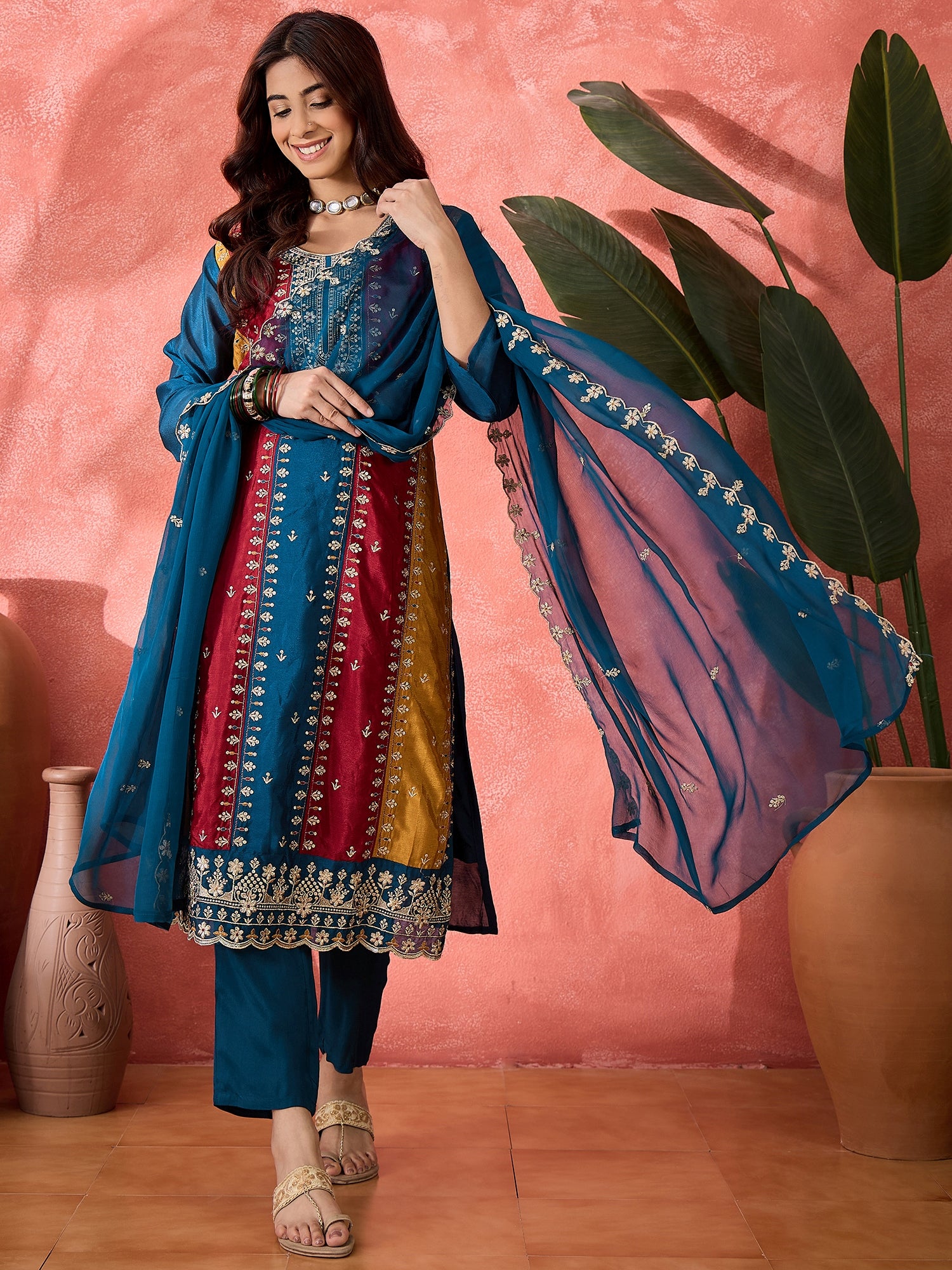 Women Women Ethnic Motifs Embroidered Straight Panelled Kurta with Trousers & Dupatta