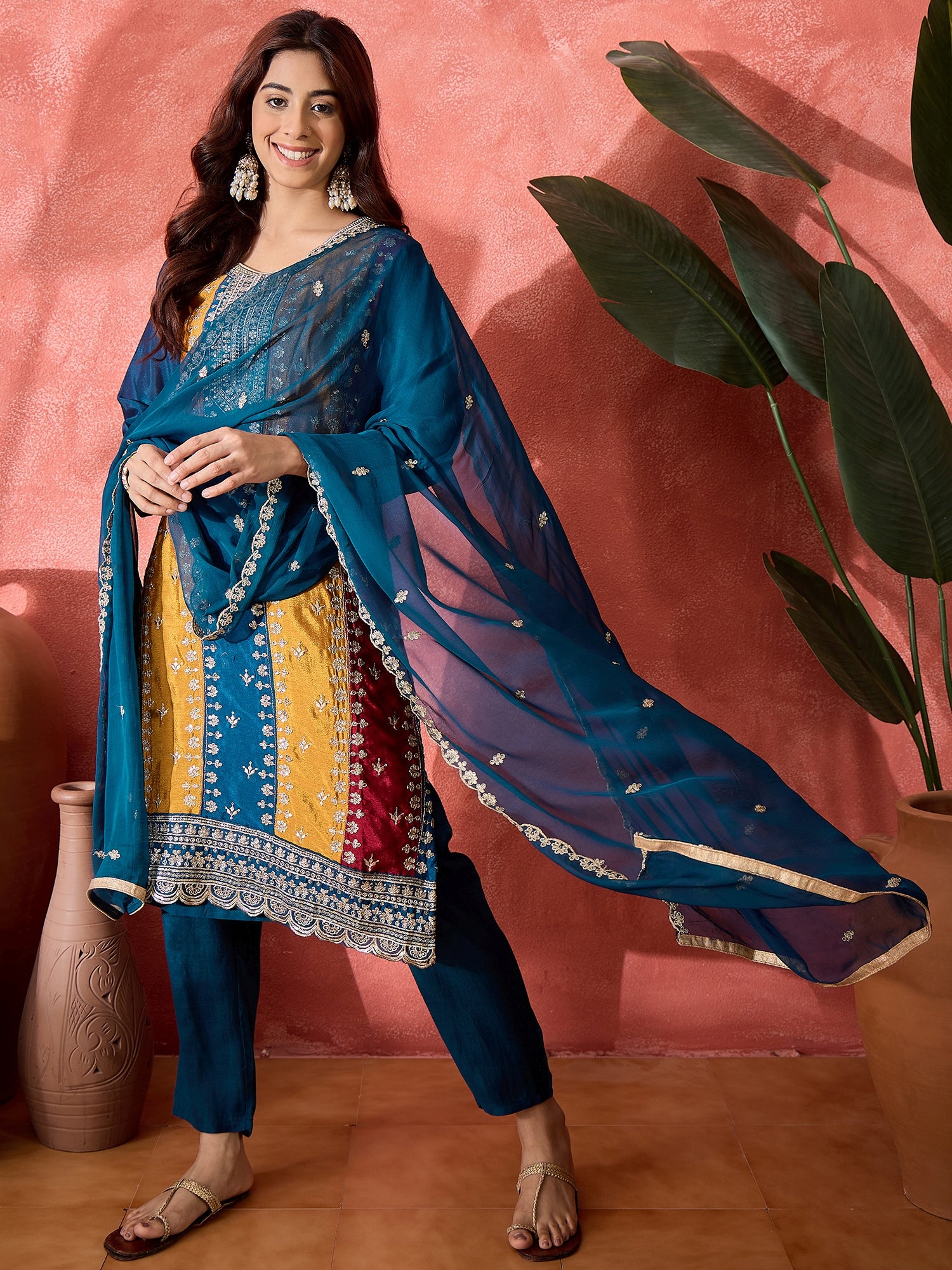 Women Women Ethnic Motifs Embroidered Straight Panelled Kurta with Trousers & Dupatta