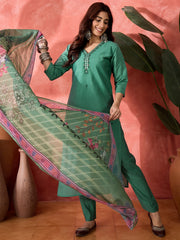 Women Floral Embroidered Straight Kurta with Trousers & Dupatta